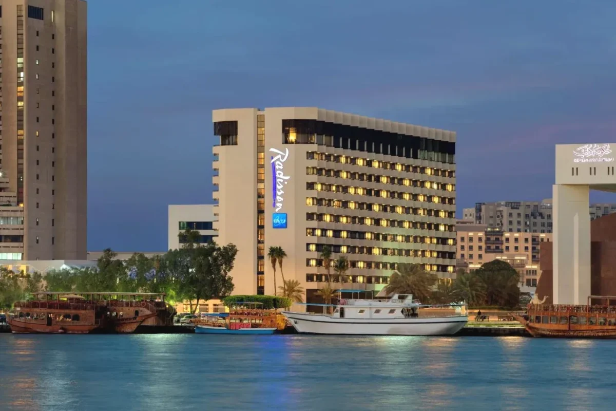 Radisson Blu Hotel, Dubai Deira Creek