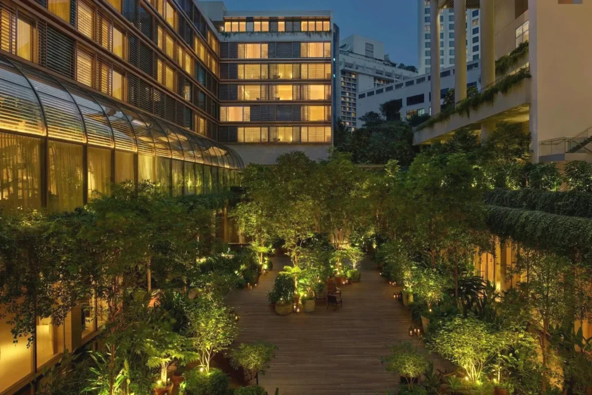 The Singapore EDITION