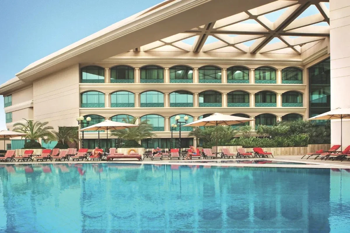 Mövenpick Grand Al Bustan