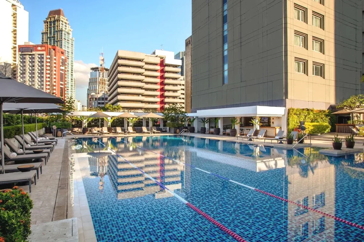Makati Shangri-La, Manila