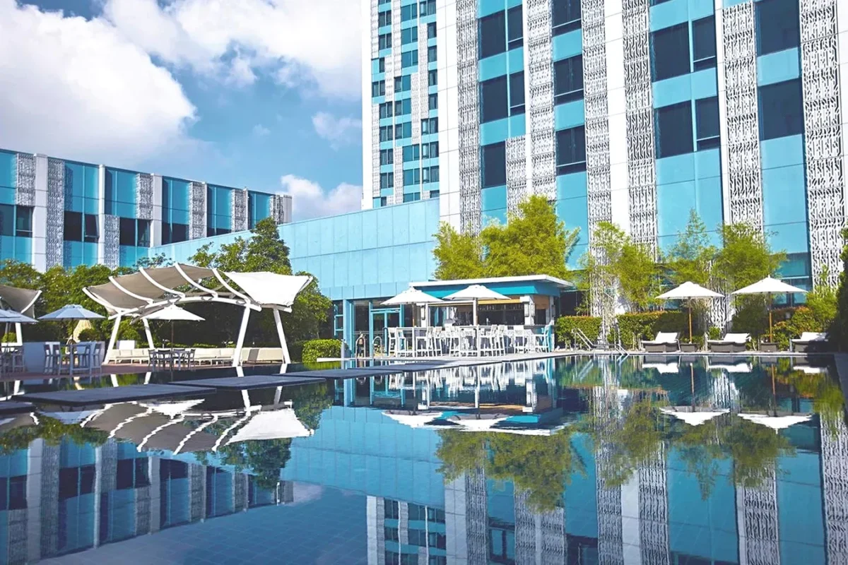 Crimson Hotel Filinvest City, Manila